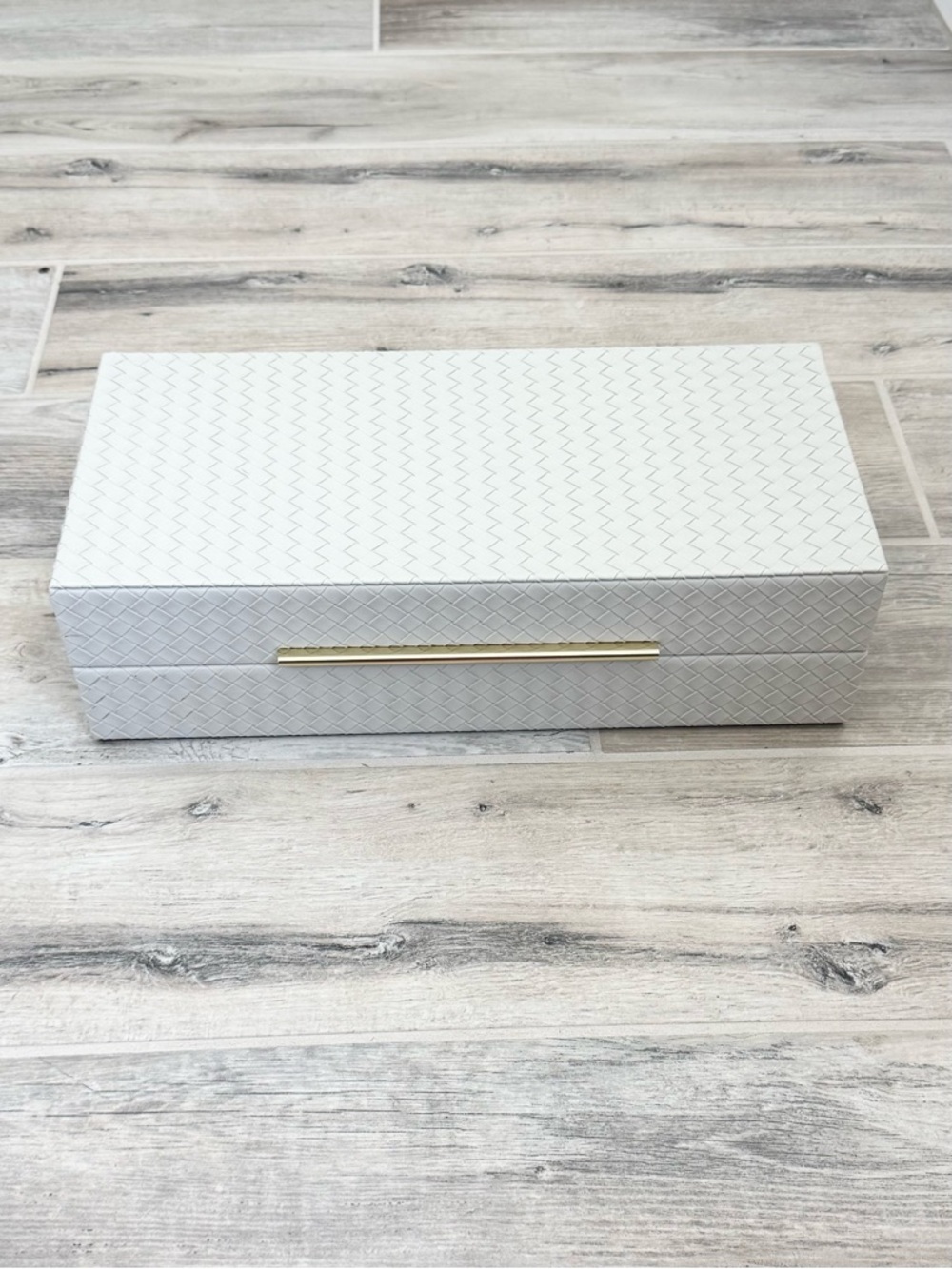 Faux Leather Light Grey Crosshatch Jewelry Storage Accent Box